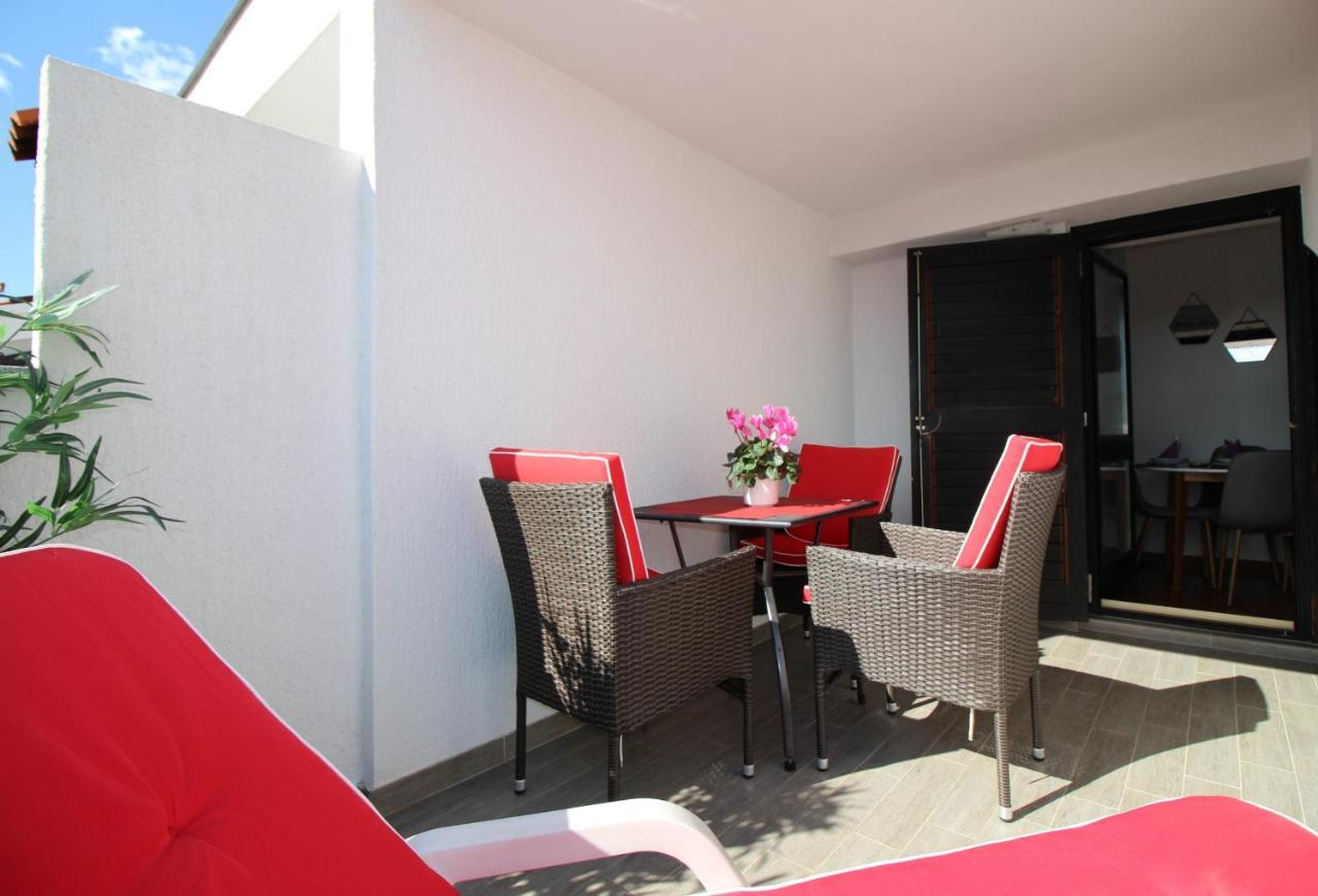 Apartments Vista Пореч Экстерьер фото