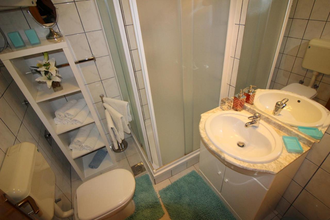 Apartments Vista Пореч Экстерьер фото